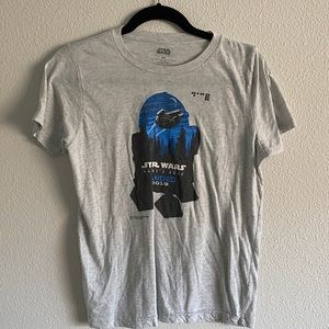 Grand Opening Disneyland Galaxy’s Edge Rare Kids size XL